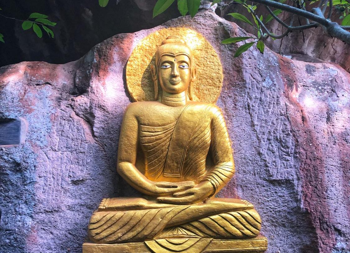 Manomayitthi Thai Magic Meditation