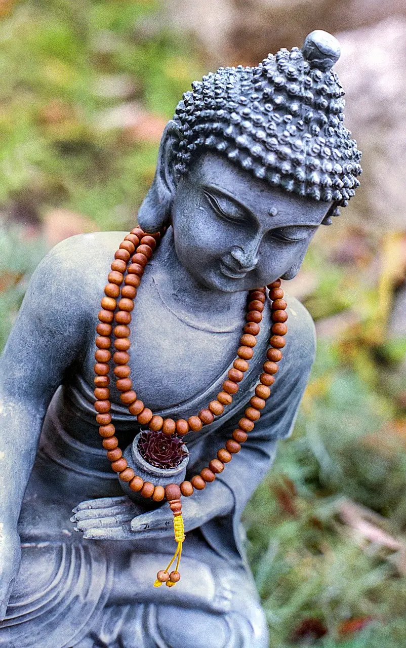 Thai buddhist store prayer beads