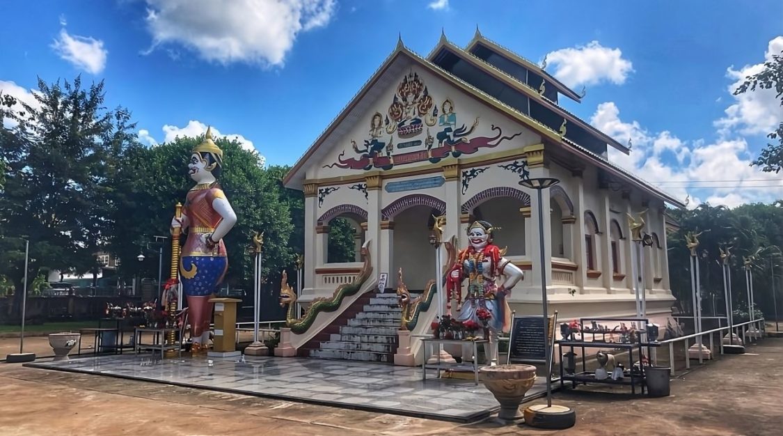 วัดยอดลําธาร, Thai Temple