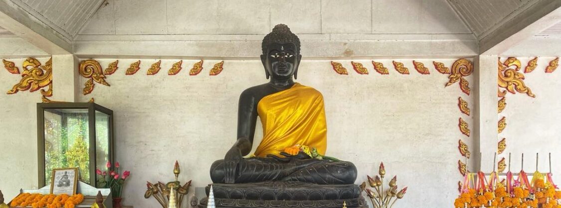 วิหารหลักเมือง หลวงพ่อองค์ดำ