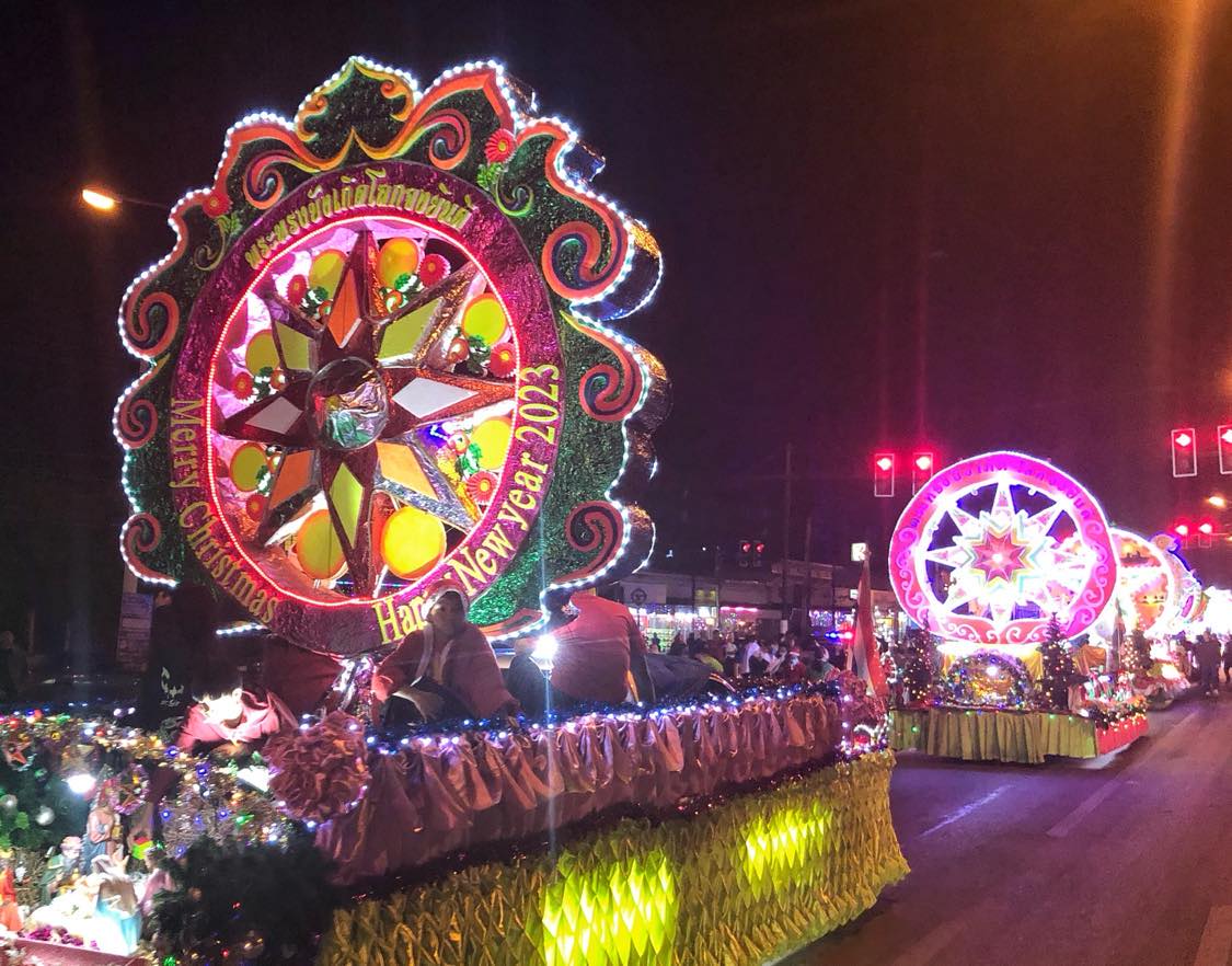 Thailand Christmas Star Parade Festival Ban Tha Rae