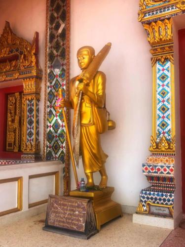 Buddha Statue at Wat Phra That Choeng Chum