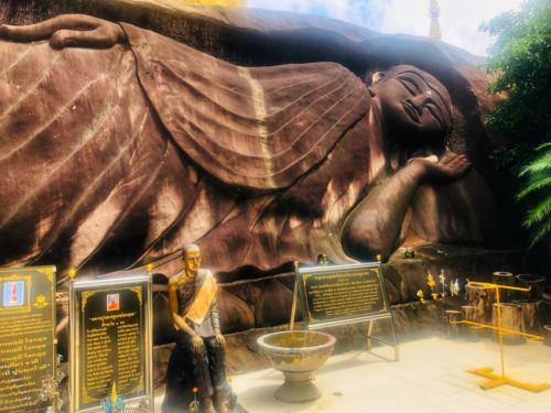 Sakon Nakhon Reclining Buddha