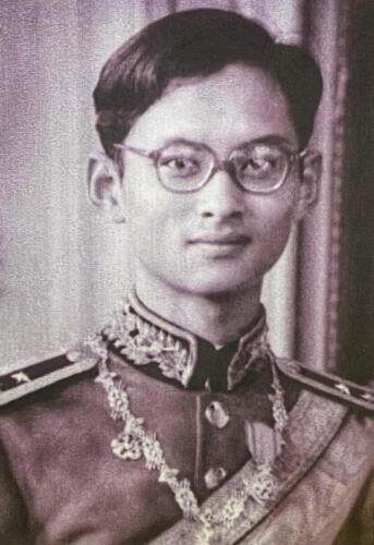The Smiling King of Thailand 