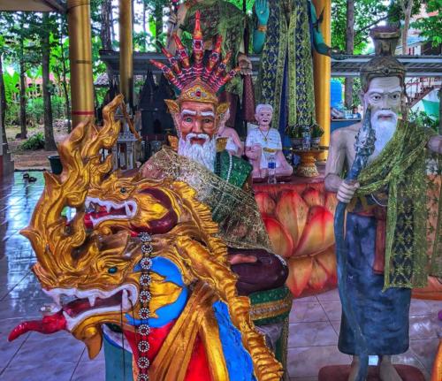 Wat Chaeng Saeng Arun in Phanna Nikhom