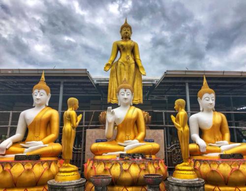 Wat Chaeng Saeng Arun in Phanna Nikhom