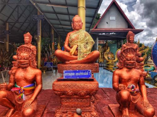 Wat Chaeng Saeng Arun in Phanna Nikhom