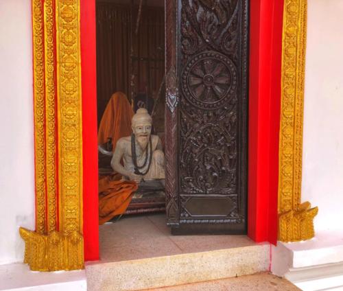 Wat Maha Phom Phothirat