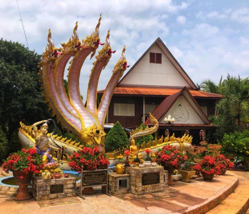Wat Maha Phom Phothirat