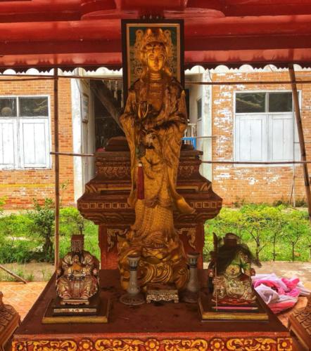Wat Maha Phom Phothirat