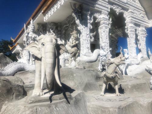 Wat Na Pho Sai Yoi