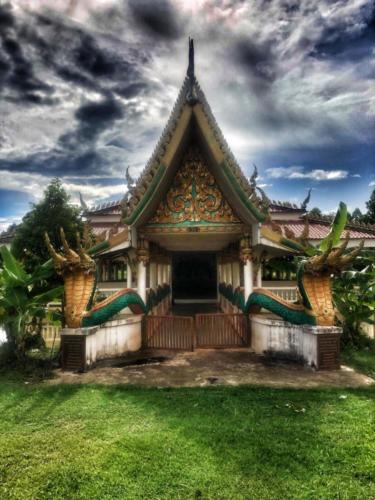 Wat Pa Nong Song Hong