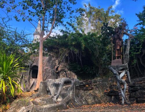 Wat Pa Saeng Tham Khantiko