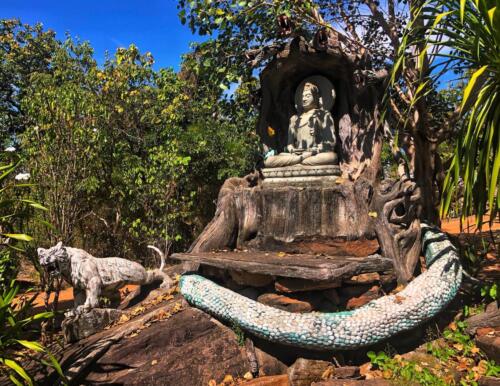 Wat Pa Saeng Tham Khantiko