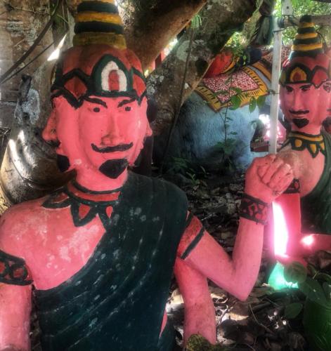 Wat Phon Tharam