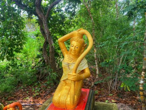 Wat Phu Danhang Buddhist Area 