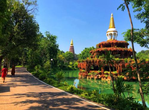 Wat Phu Tok, Wat Chetiya Khiri Wihan, Bueng Kan