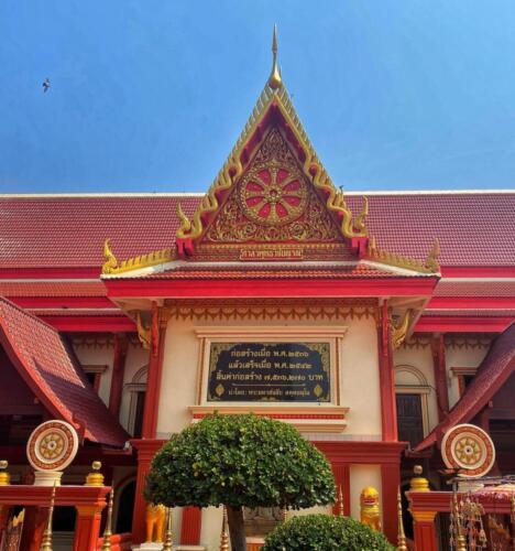 Wat Sawang Hua Na Kham - Kalasin Temples