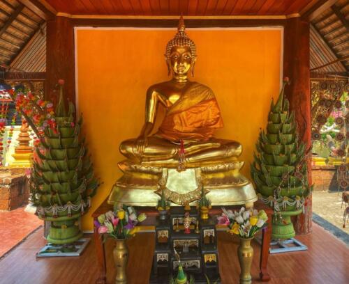Wat Sawang Hua Na Kham - Kalasin Temples