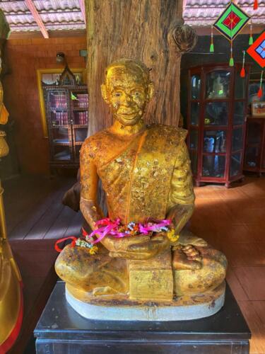 Wat Sawang Hua Na Kham - Kalasin Temples