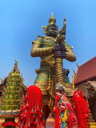 Wat Sawang Hua Na Kham - Kalasin Temples