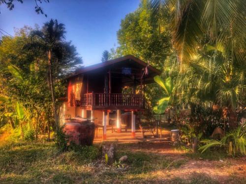 Wat Sawang Rattanaram Monk Residence