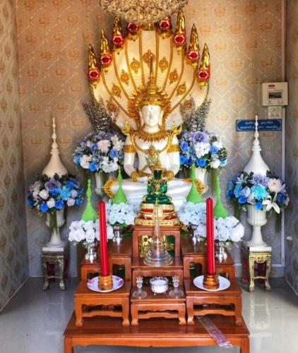 วัดสว่างเต็กสมบูรณ์ - Sakon Nakhon