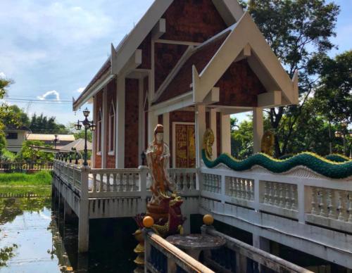 วัดสว่างเต็กสมบูรณ์ - Sakon Nakhon