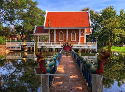 วัดสว่างเต็กสมบูรณ์ - Sakon Nakhon