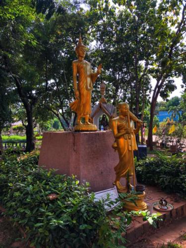 วัดสว่างเต็กสมบูรณ์ - Sakon Nakhon