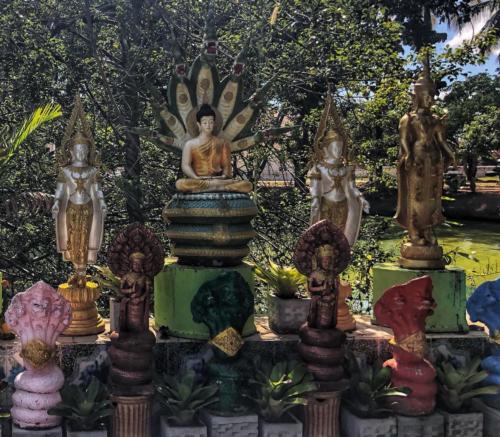 Wat Si Panyaram Temple - Sakon Nakhon