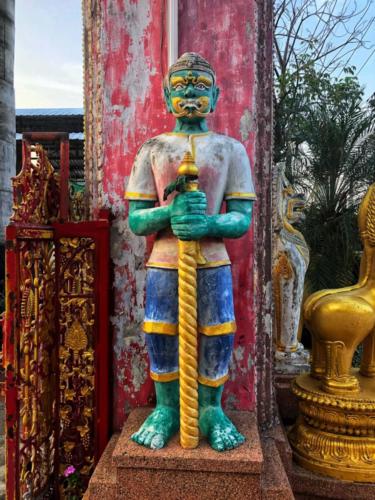Wat Tai Phra Chao Yai Ong Tue