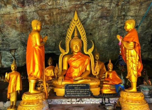 Wat Tham Chao Phu Kha - Sakon Nakhon