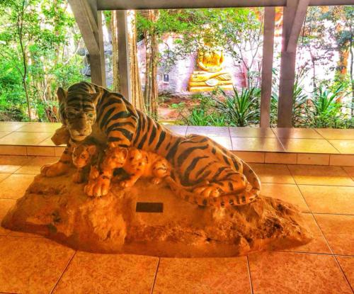 Wat Tham Kham Temple, Sakon Nakhon Thailand