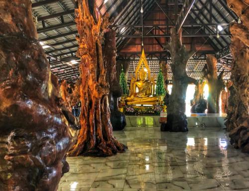 Wat Tham Pha Daen Gold Buddha Pavilion