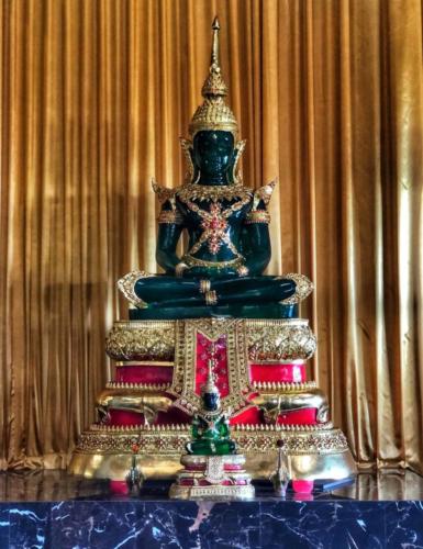 Wat Tham Pha Daen Rainy Season Emerald Buddha