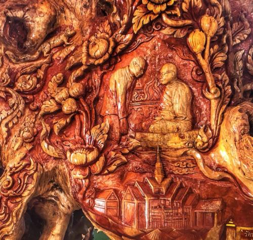 Wat Tham Pha Daen Tree Carving