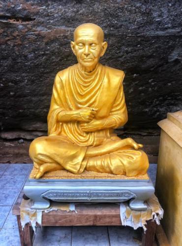 Wat Tham Phu Pha Yon - Sakon Nakhon